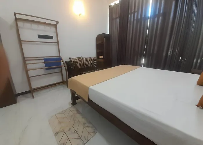 Hotel Havennookrest Mirissa