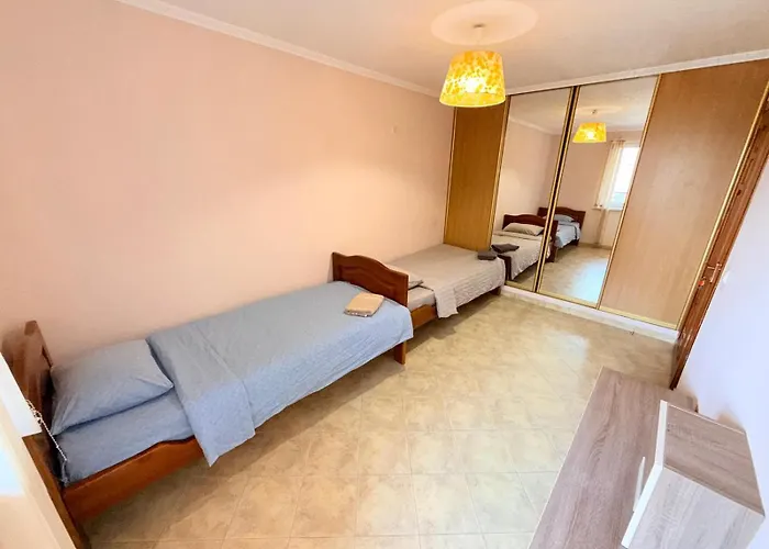 1 Double Budget Room Center Park Kischinau