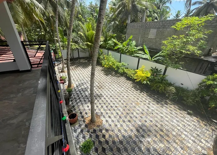 Naveen Tours And Akarui Villa Bentota