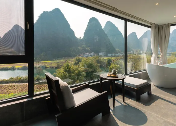The Dragons Rest Sanctuary-Yulong River Branch - Infinity Pool & Cafe - English Speaking Service - Free Mtb Rental & Tailor-Made Tour Service Yangshuo