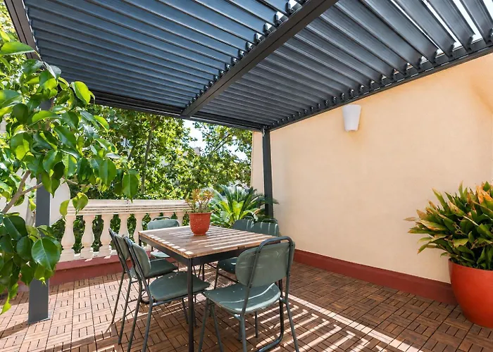 Ferienwohnung Creu Coberta Barcelona