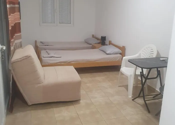 City Love Apartments Budva - Parking
