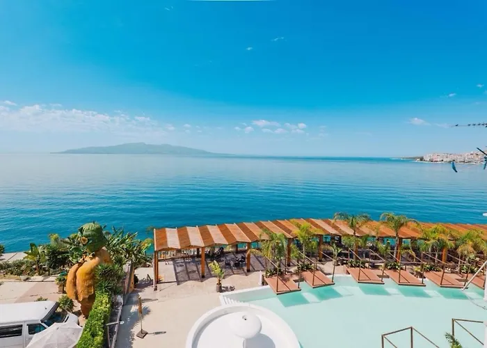 Serenity Seaview Apartment Sarandë