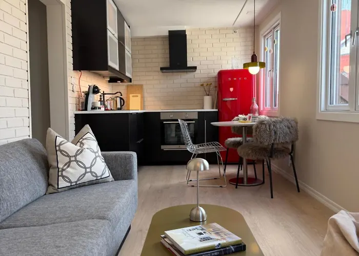 Modern Stay In Central Stavanger With Historic View