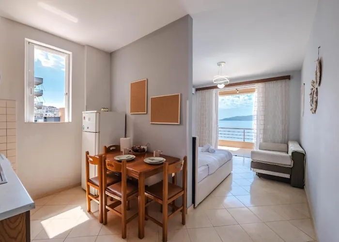 Serenity Seaview Apartment Sarandë