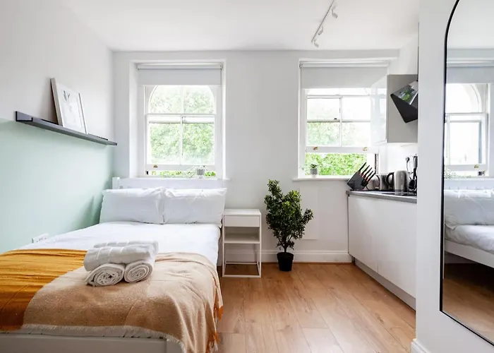 Studio Near Bayswater Station - 17 London