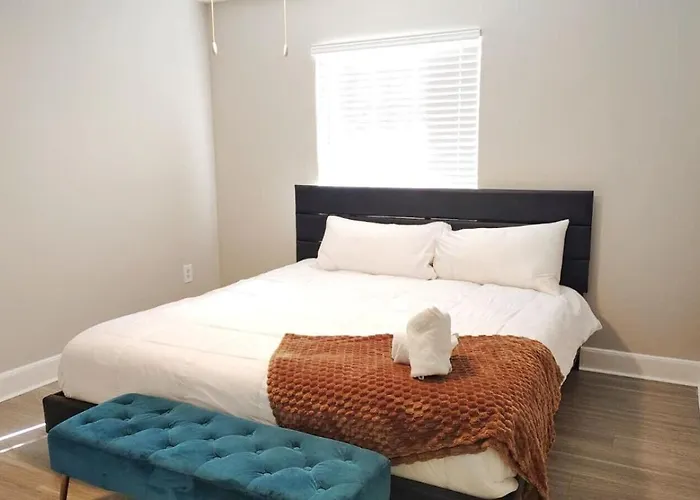 Right 2Bed Apt Walk To Nrg And Tmc With Pool Gym Houston