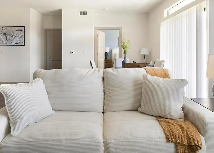 Landing Stunning 1Bd Gym Clubhouse Houston