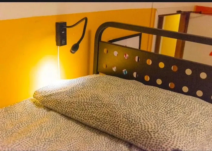 Sunflower Beach Backpacker Hostel Rimini