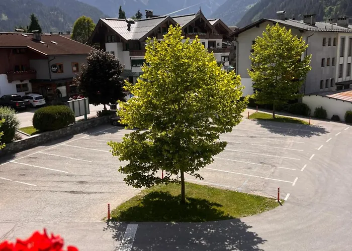 Edelweiss Lounge Restaurant Hotel Pizza Cafe Billard Gasthof Mayrhofen