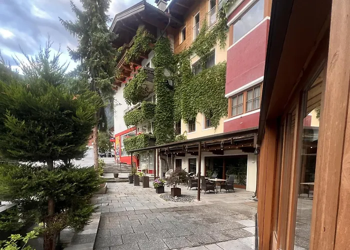 Edelweiss Lounge Restaurant Hotel Pizza Cafe Billard Gasthof Mayrhofen