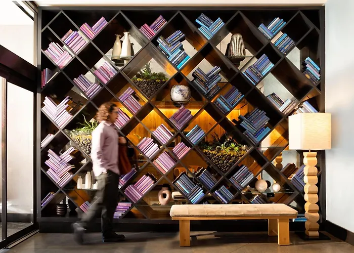 Hotel Arlo Chicago