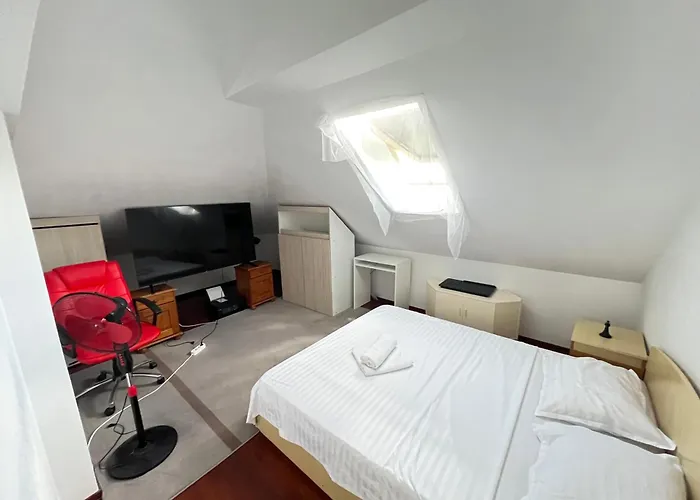 Hill View Apartment With Free Parking Iasi