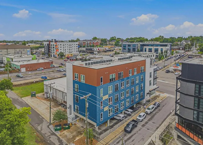 Villa Main Street Retreat Nashville