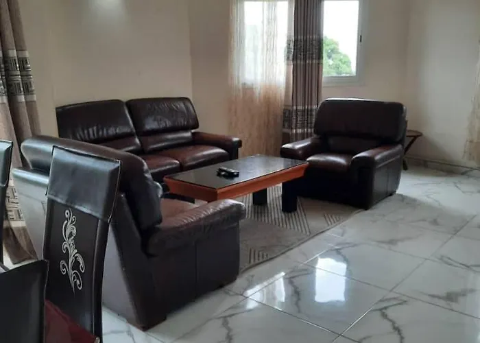 Appartement Chic Et Spacieux Dakar
