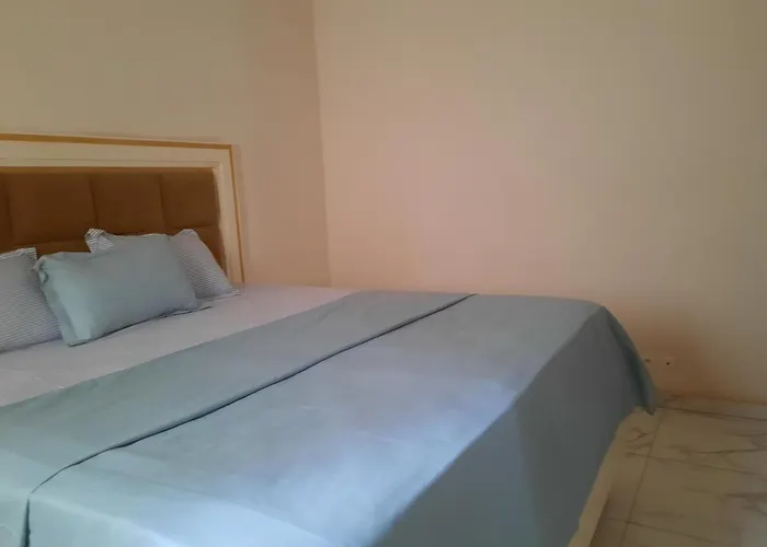 Appartement Chic Et Spacieux Dakar