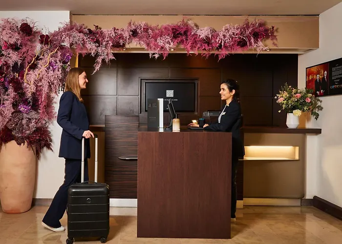 Novotel Paris La Defense Esplanade Courbevoie