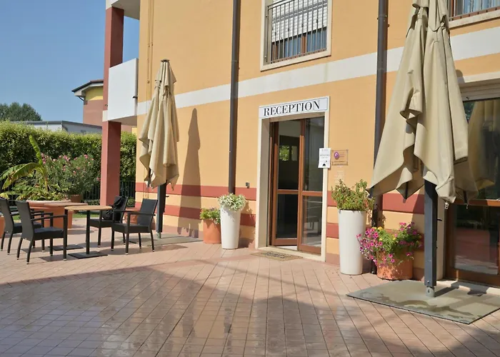 Ferretti Residence Garda Palace Peschiera del Garda