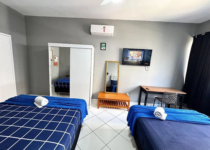 Na Quadra Da Praia Posto 5 Nsc1137-401 Rio de Janeiro