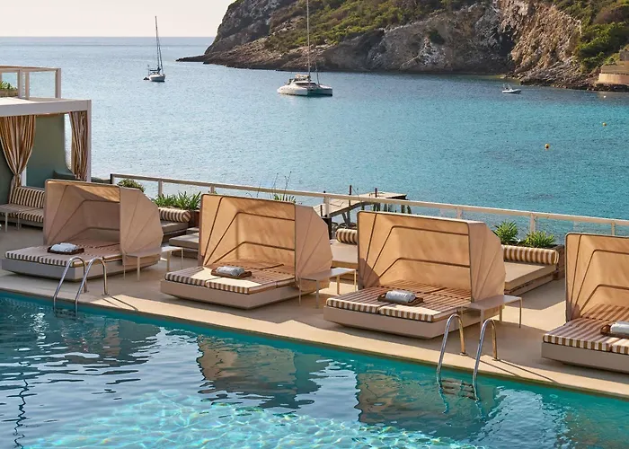 Mondrian Beach Lifestyle Resort By Accor Cala Llonga 