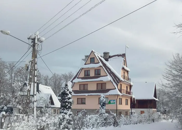 Pod Swierkami Białka Tatrzańska