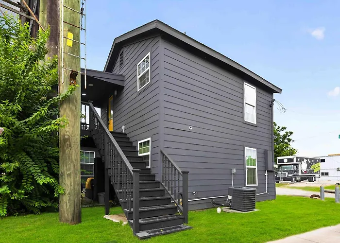 Quaint 1 Bd Close To Downtown Houston