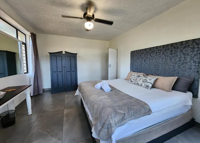 Ferienwohnung Private Oasis 4 Sleeper Durban North