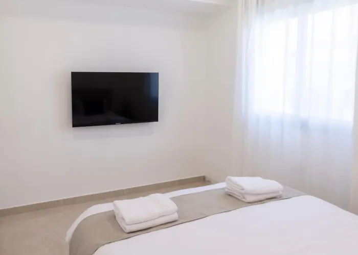 Ferienwohnung שאנל דירת גן עם בריכה Eilat