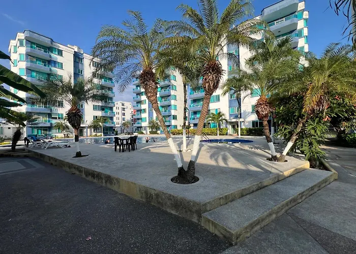 Ferienwohnung Departamento Frente Al Mar Edificio Arena Plaza Tonsupa