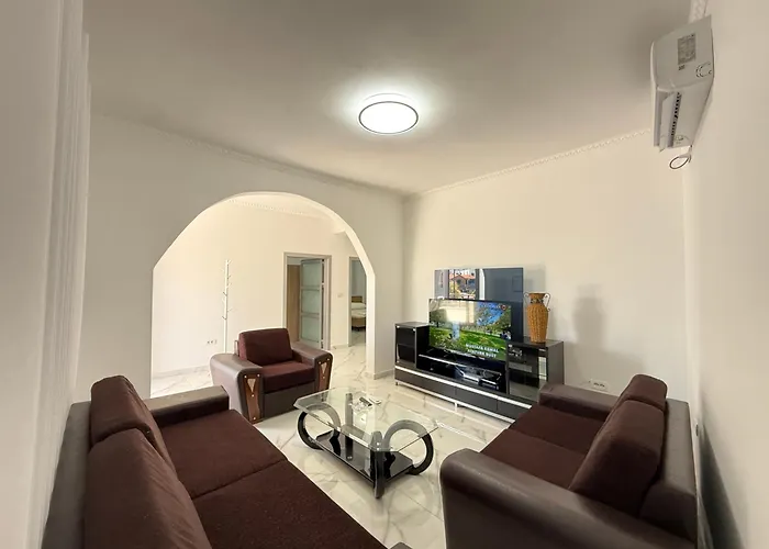 Ferienwohnung Urban Nest Elbasan