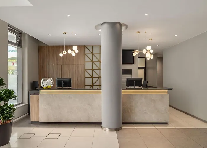 Hotel Ramada By Wyndham Essen