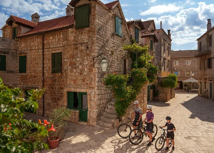 Arkada Hotel Stari Grad 