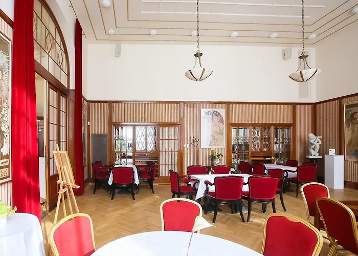Ensana Thermia Palace Piest'any