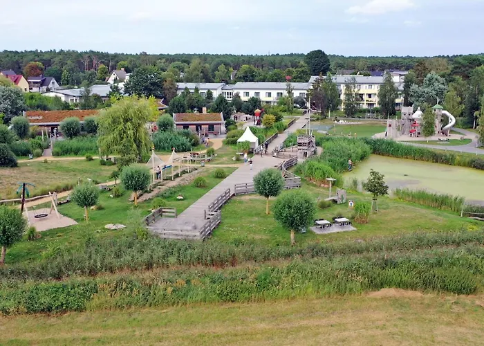 Familien Wellness Hotel Seeklause mit großem Abenteuerspielplatz Piraten-Insel-Usedom Trassenheide