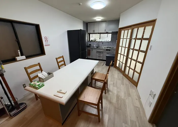 Gasthaus Yamanoyado Tsuru Ōsaka
