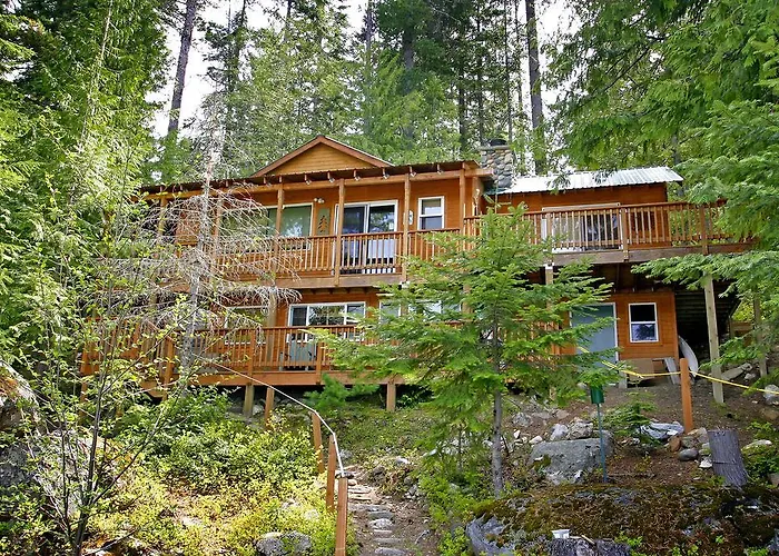 Lake Wenatchee Getaway - Lakefront Weekend Hideout Telma