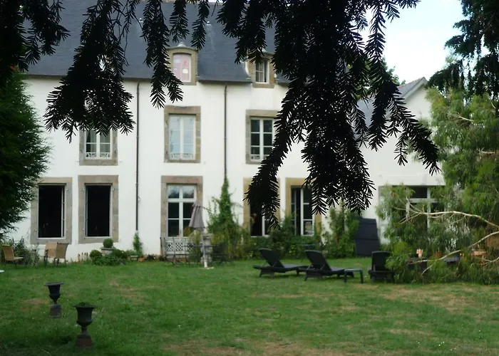 Domaine De La Bastille, Manoir Du Xvll, Bed And Breakfast Saint-Malo