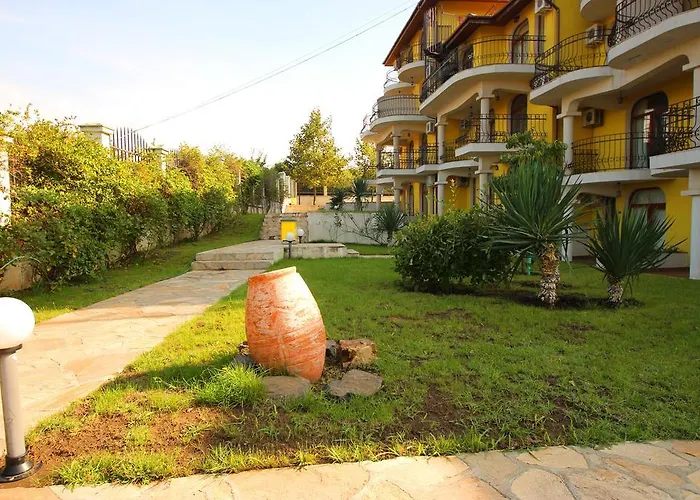 Menada Green Hills Apartments Sosopol