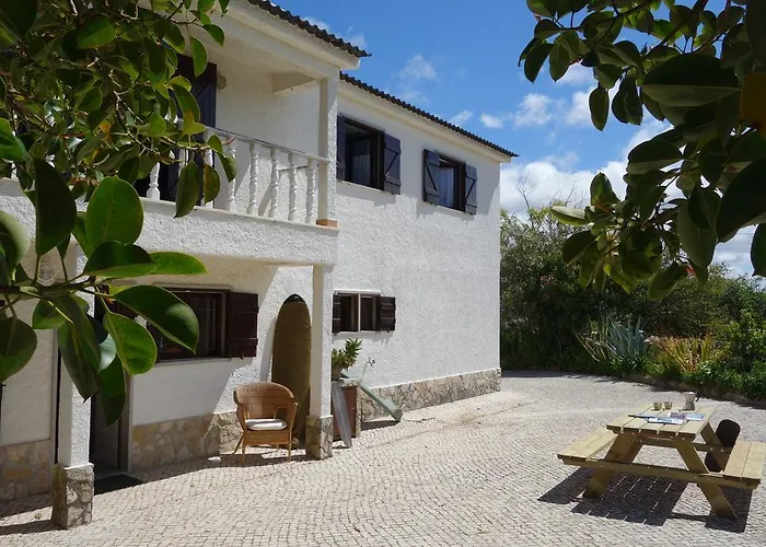 Hostel Moka Surfhouse Ericeira