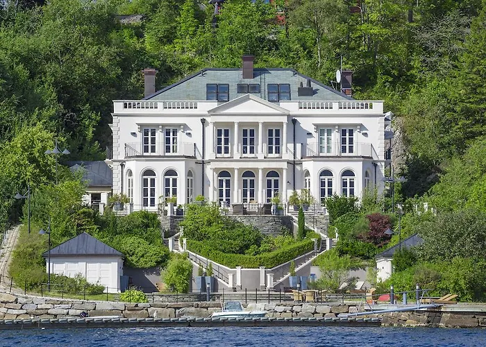 Villa Charlotte Bergen