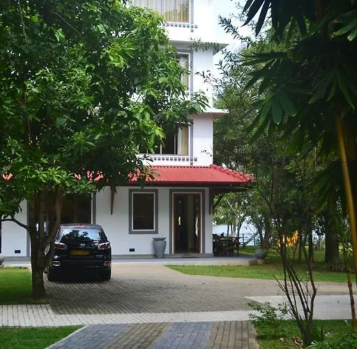 Tranquility Holiday Home Balapitiya