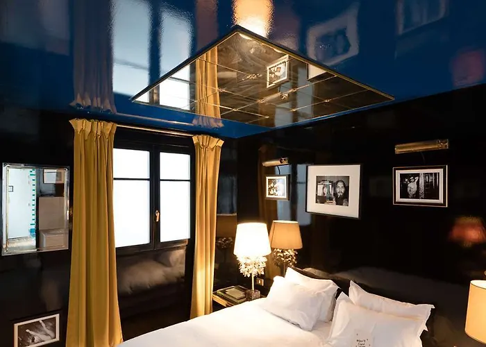 Hotel Grand Amour Paris