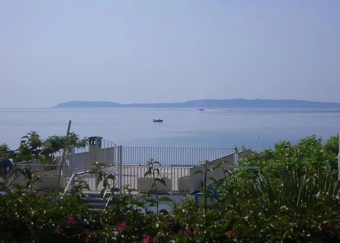 Hôtel Beau Soleil Le Lavandou