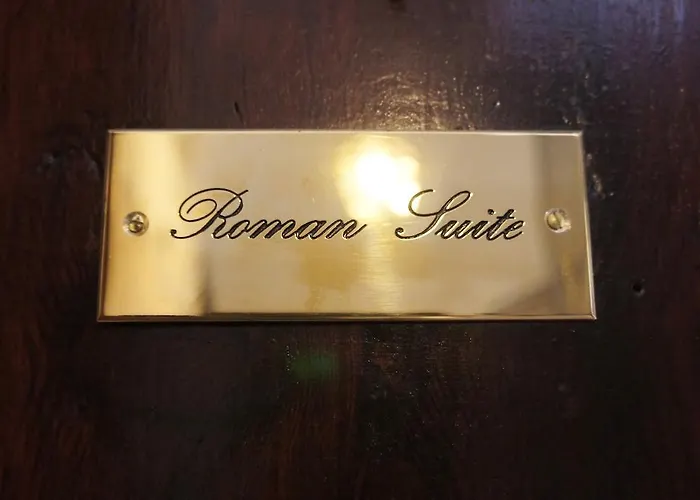 Roman Suite