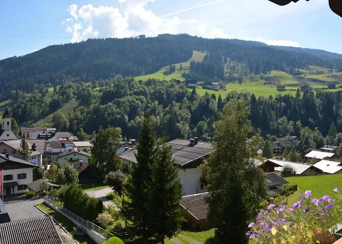 Hotel Haus Ortsblick Wagrain