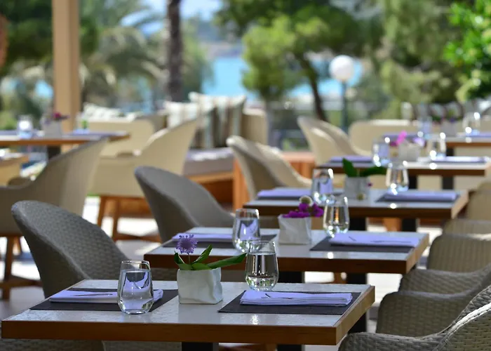 Somewhere Vouliagmeni Athen