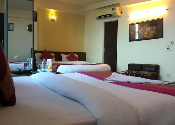 Airport Hotel Port View,Complimentary Airport Pickup Or Drop Neu-Delhi