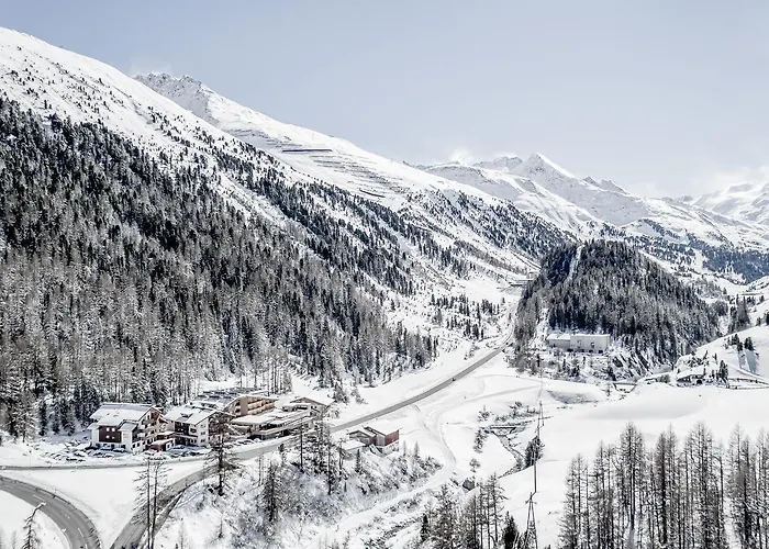 4 Sterne Superior Muehle Resort 1900 - Adults Only Obergurgl
