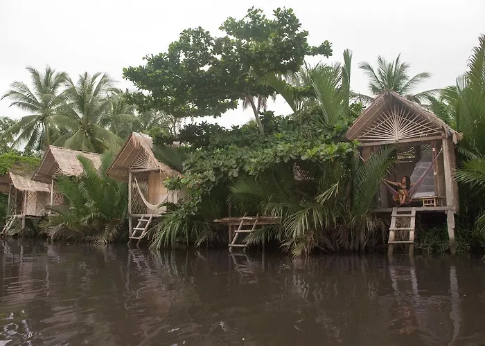 Eden Eco Village Kampot