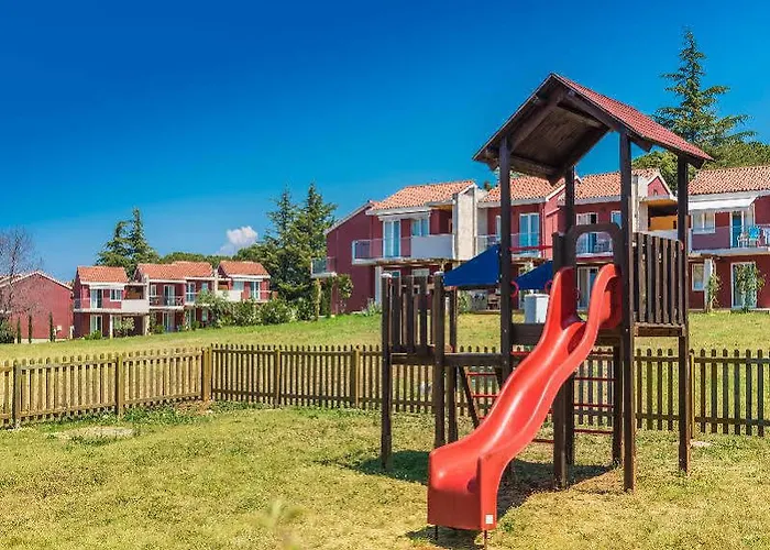 Apartments Sol Katoro Zambratija 